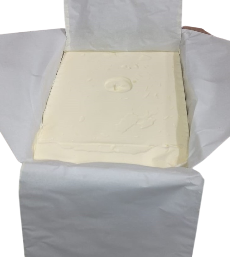 Масло сливочное Традиционное 82,5%, монолит 5кг ГОСТ