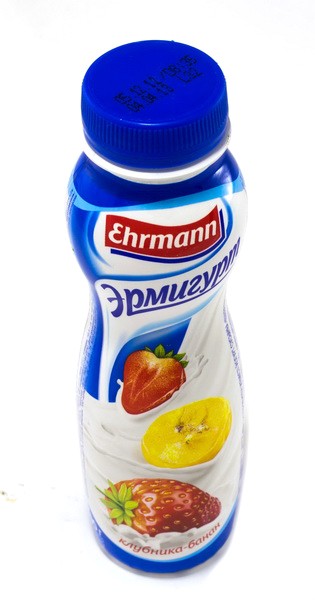 Йогурт питьевой Эрмигурт со вкусом клубники и банана 1,2% 290г
